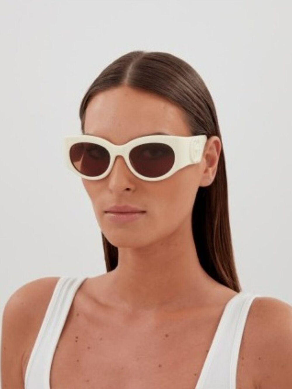 GUCCI GG1544S 004 IVORY OVAL SUNGLASSES